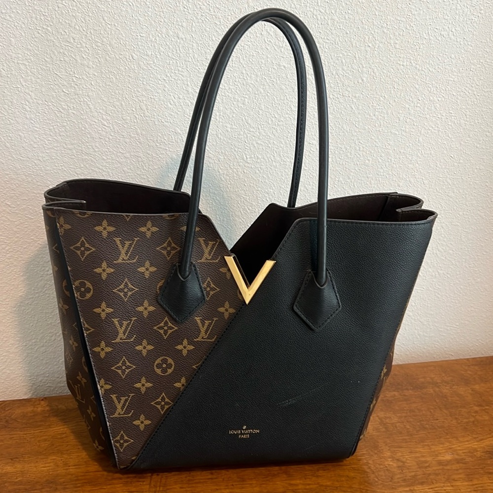 Louis Vuitton Monogram Black Kimono MM
